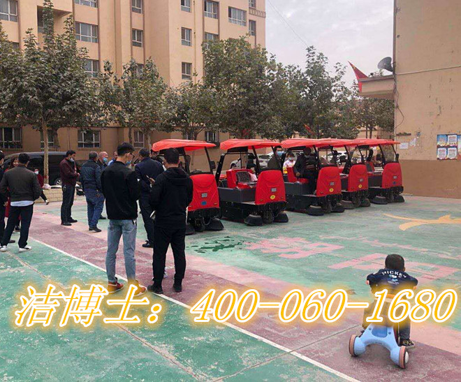 潔博士掃地車(chē)客戶案例—  喀什平安物業(yè)服務(wù)有限公司